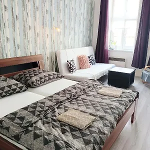 Apartman Hybesova Apartment Brno