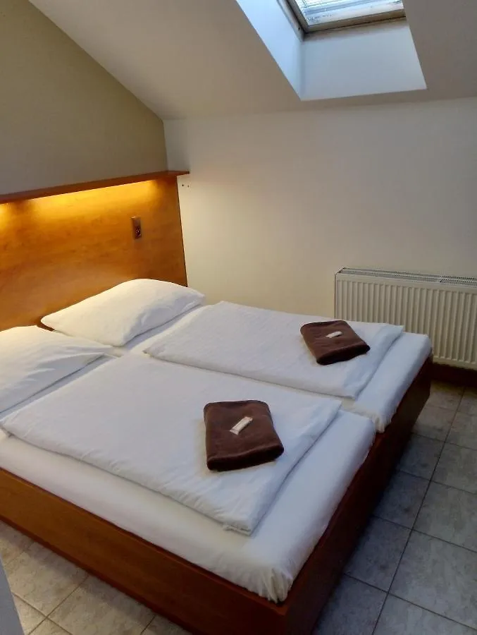 Konukevi Beta Pension Otel Prag