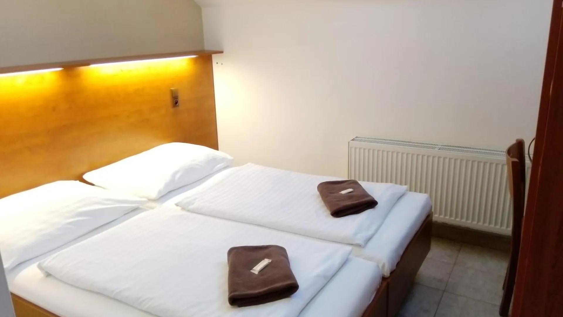 Konukevi Beta Pension Otel Prag